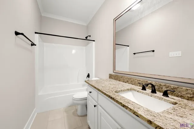 $385,000 | 16512 Villa Brielle Avenue, Baton Rouge, LA 70817