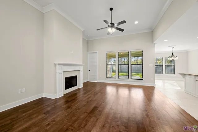 $385,000 | 16512 Villa Brielle Avenue, Baton Rouge, LA 70817