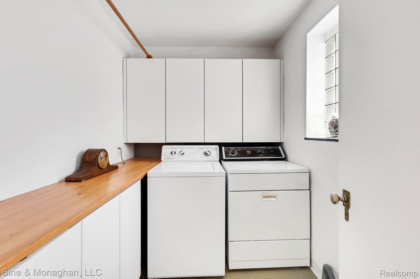 10 Provencal Road Grosse Pointe, MI 48236 - Photo 63 of 94 10-provencal-laundry room.jpg