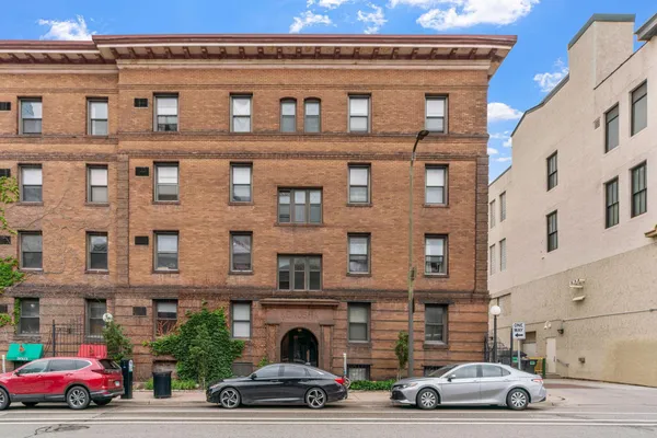 $1,295 | 11 South 12th Street, Unit 104, Minneapolis, MN 55403