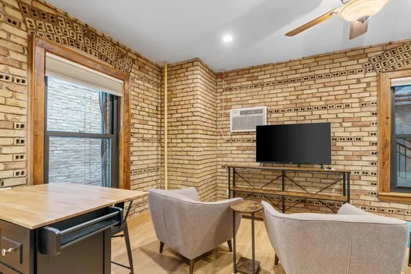 $1,295 | 11 South 12th Street, Unit 104, Minneapolis, MN 55403