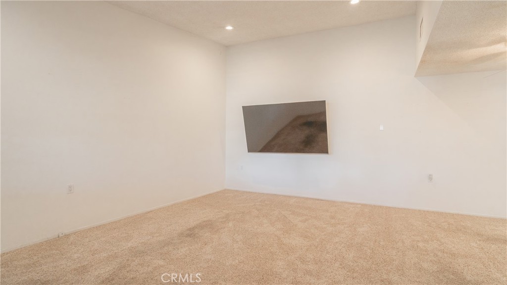1880 St John Road Seal Beach, CA 90740 - Photo 5 of 30