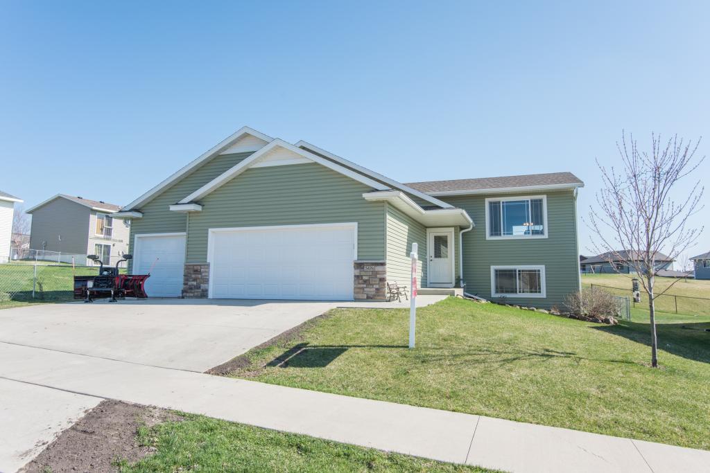 5478 Castleview Drive Northwest Rochester, MN 55901 - Photo 1 of 1 Gallery Image 1