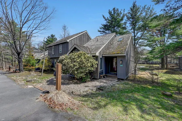 $219,900 | 116 Snow Ridge Cir Lake, Lake Harmony, PA 18624