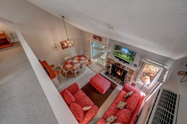 $219,900 | 116 Snow Ridge Cir Lake, Lake Harmony, PA 18624