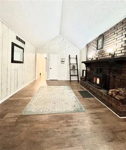 $375,000 | 2 Tara Lane, Faucett, MO 64448