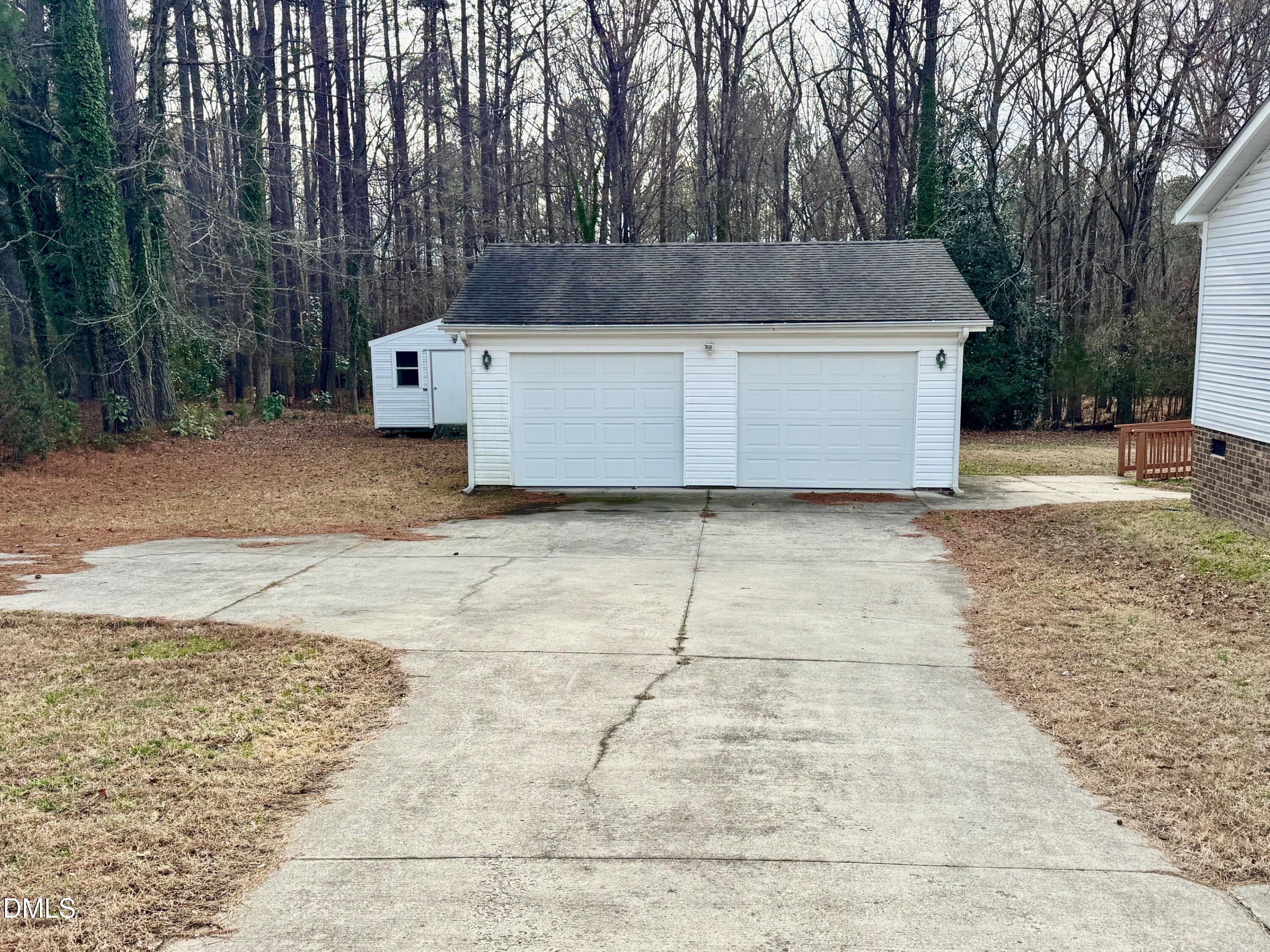 1595 Spring Valley Lake Road Henderson, NC 27537 - Photo 23 of 27 a view of a outdoor space