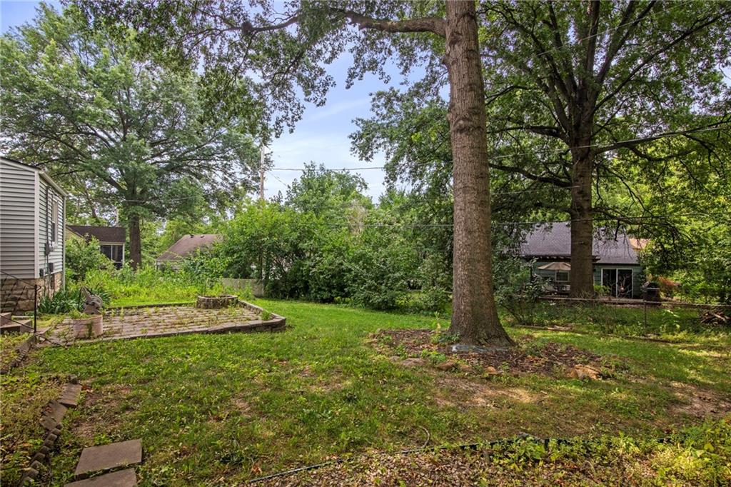 5600 Roe Boulevard Roeland Park, KS 66205 - Photo 33 of 42