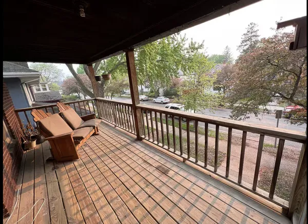 $2,200 | 1211 5th Street Northeast, Unit 2, Minneapolis, MN 55413