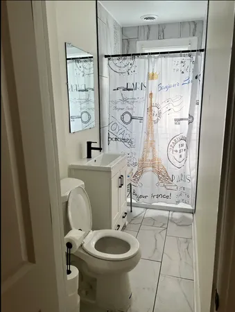 $2,200 | 1211 5th Street Northeast, Unit 2, Minneapolis, MN 55413