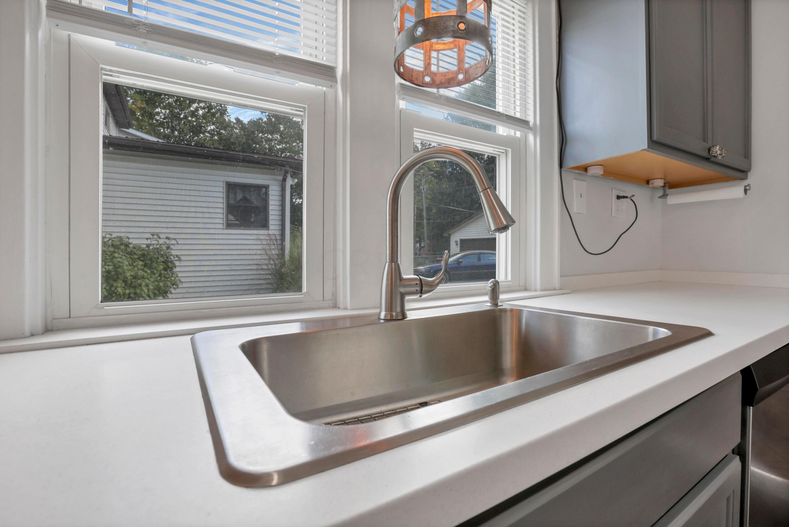 269 Rugg Avenue Newark, OH 43055 - Photo 26 of 52 Sink