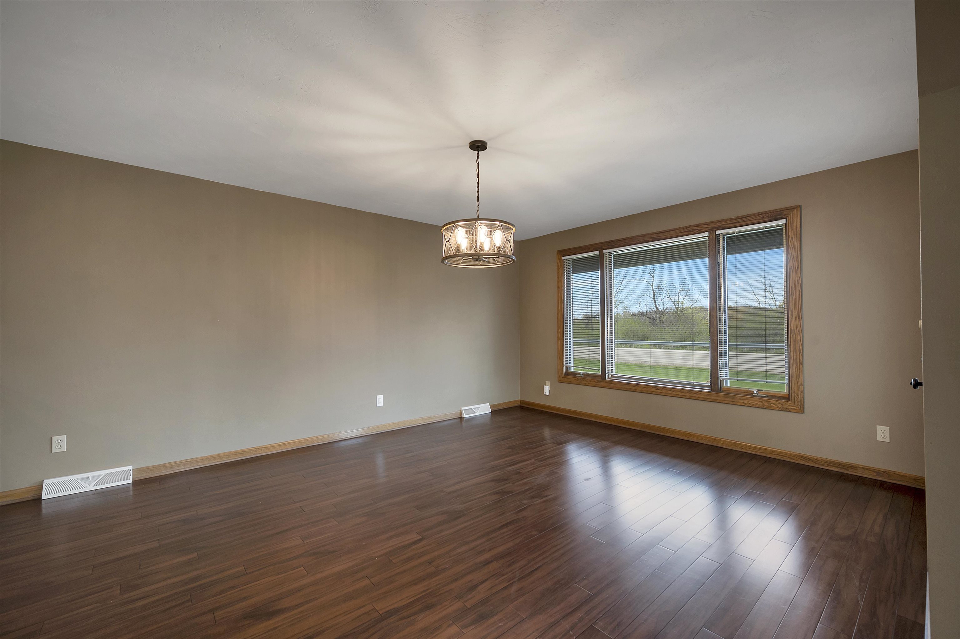 2228 Lost Dauphin Road De Pere, WI 54115 - Photo 11 of 54