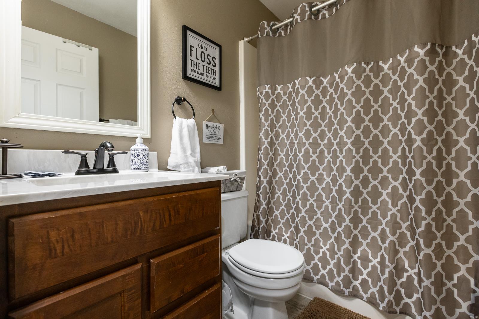 57 Innsbruck Lane Shiloh, IL 62221 - Photo 22 of 30 Gallery Image 22
