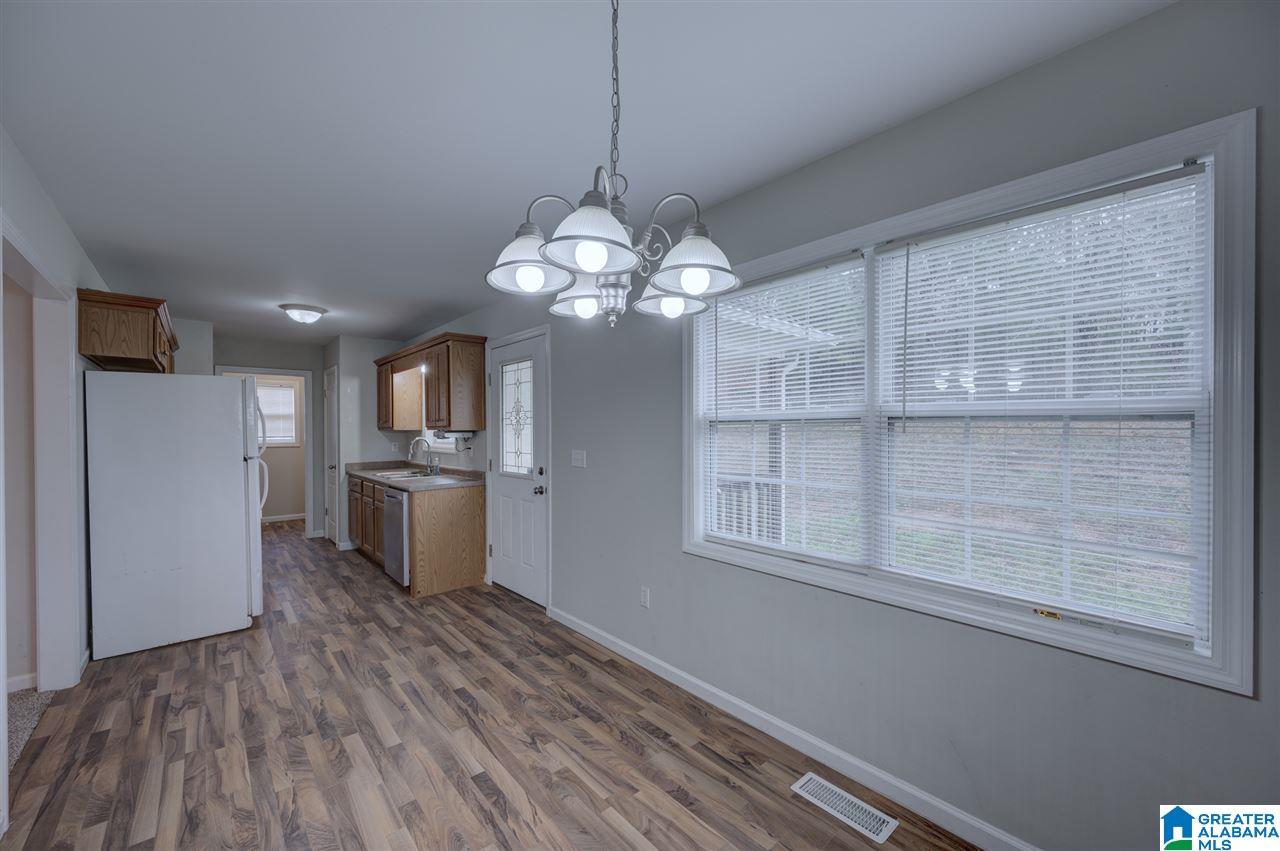 965 Skyview Lake Road Hayden, AL 35079 - Photo 13 of 27
