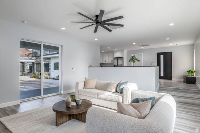 476 Spring Drive Toquerville, UT 84774 - Photo 66 of 95 Living room with ceiling fan, light wood-type flooring, and recessed lighting