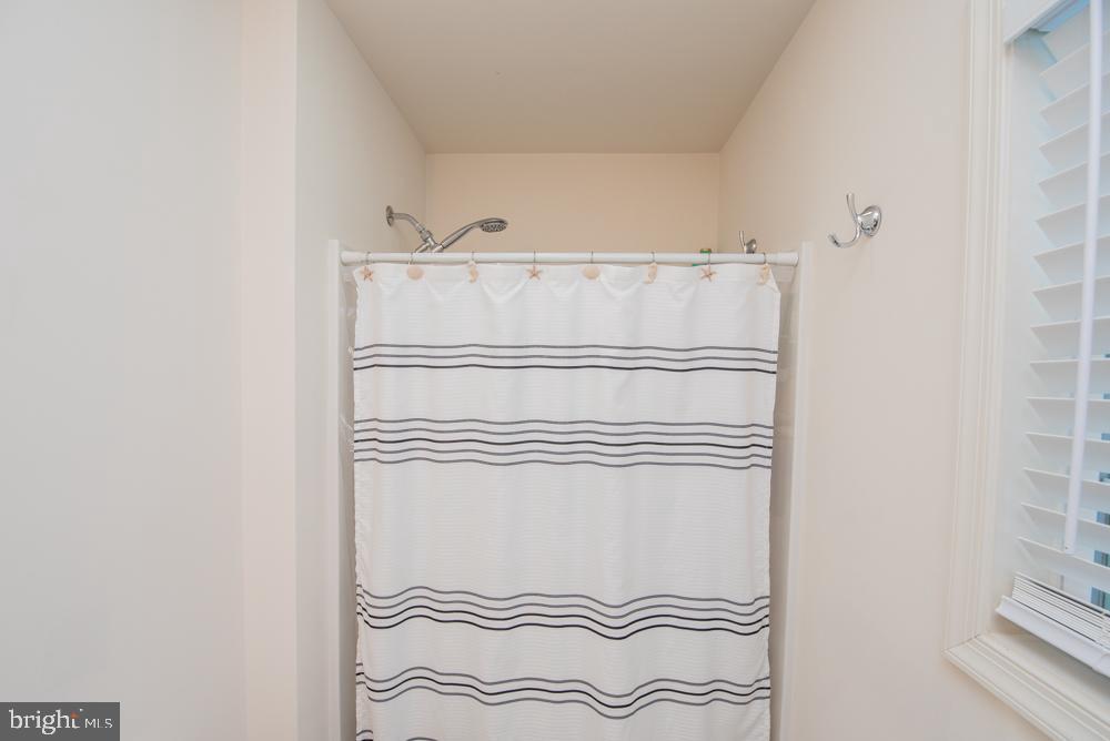 17180 Philips Hill Road Laurel, DE 19956 - Photo 26 of 65 a close view of washer and dryer