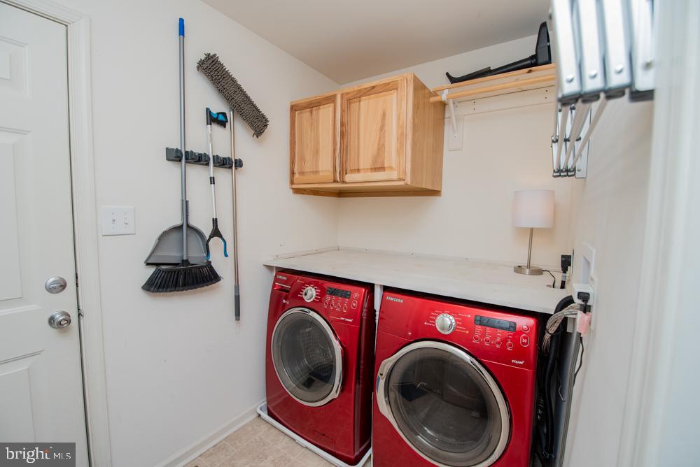 17180 Philips Hill Road Laurel, DE 19956 - Photo 42 of 65 a utility room with dryer and washer