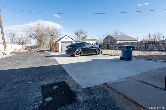 $1,700 | 6446 Monaco Street, Unit B, Commerce City, CO 80022