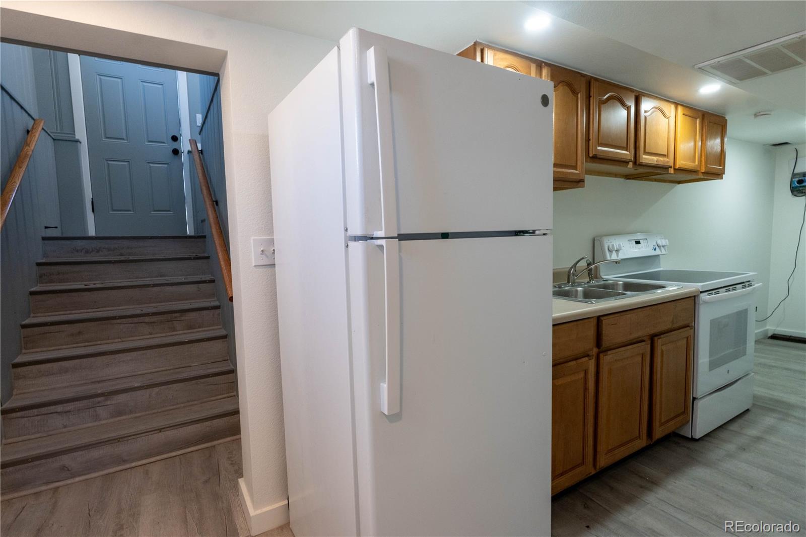 6446 Monaco Street, Unit B Commerce City, CO 80022 - Photo 15 of 26