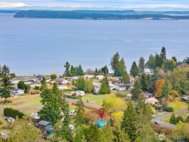 a view of a lake with houses