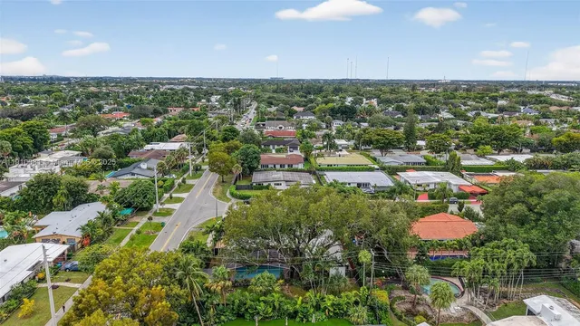 $1,995,000 | 19901 Northeast 21st Avenue, Miami, FL 33179