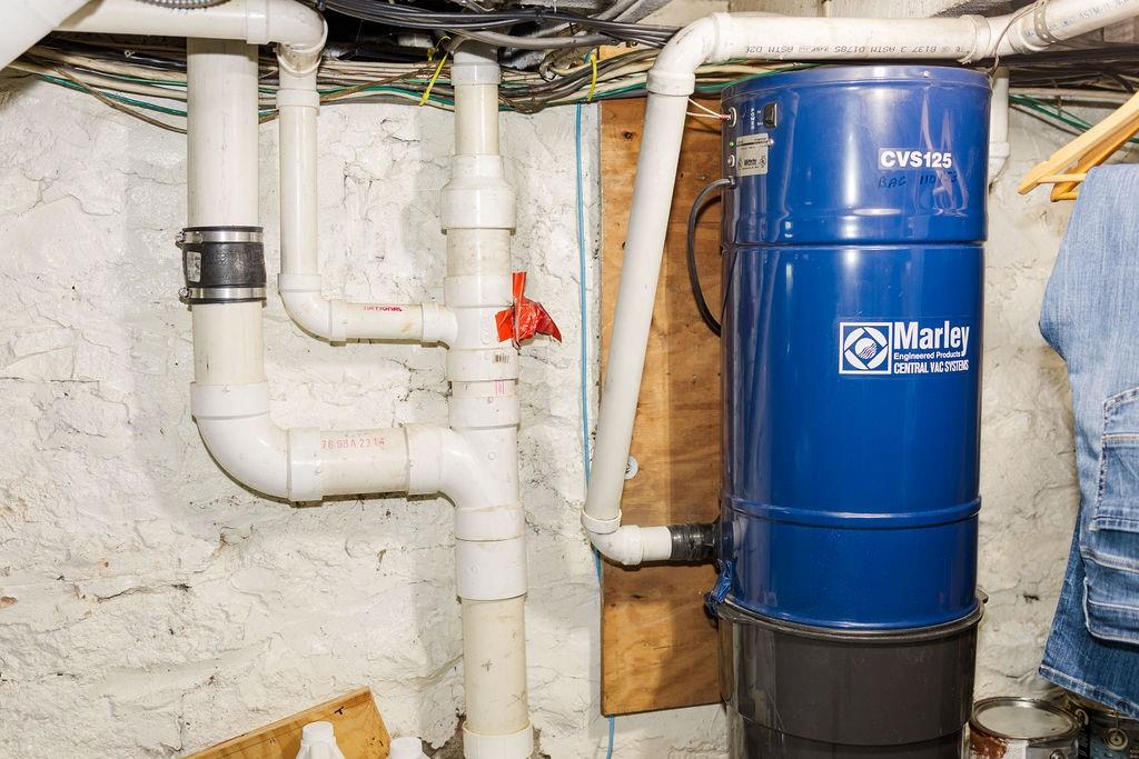 1898 Schellsburg Road Claysburg, PA 16625 - Photo 34 of 50 Whole house central vac system