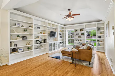 $650,000 | 3917 Trout Drive, Austin, TX 78749