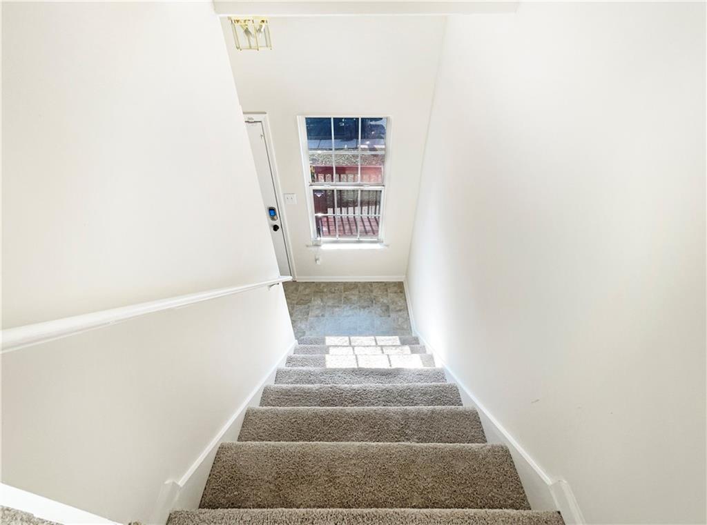 728 Guide Post Lane Stone Mountain, GA 30088 - Photo 16 of 24