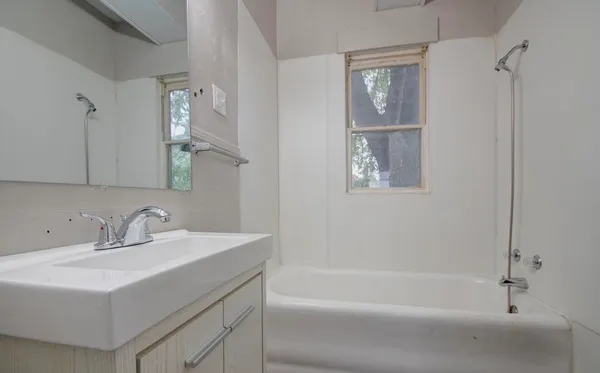 $350,000 | 612 West 149th Street, East Chicago, IN 46312