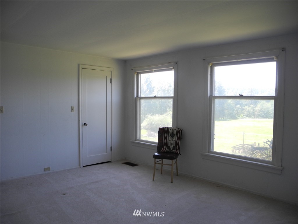 5922 Dogwood Road Southeast Port Orchard, WA 98367 - Photo 12 of 24 Gallery Image 12
