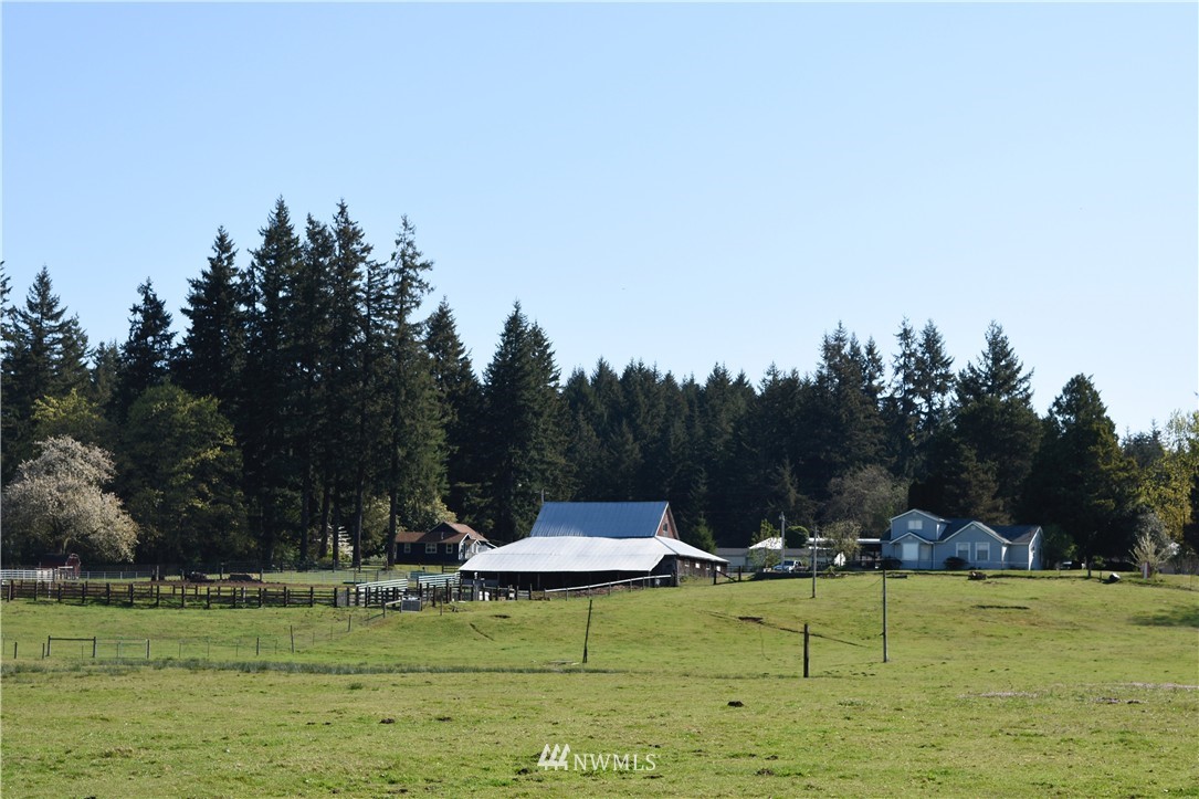 5922 Dogwood Road Southeast Port Orchard, WA 98367 - Photo 4 of 24 Gallery Image 4