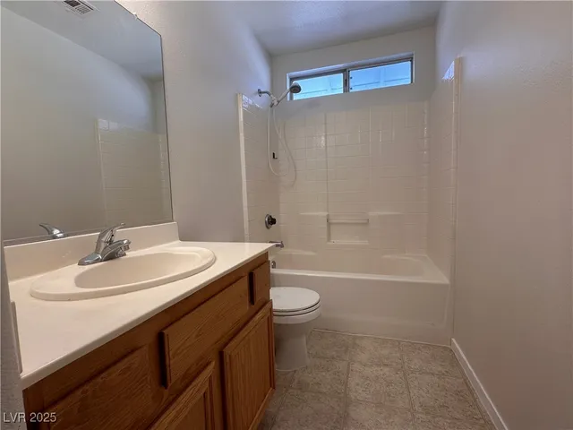 $2,100 | 2053 Smoketree Village Circle, Henderson, NV 89012
