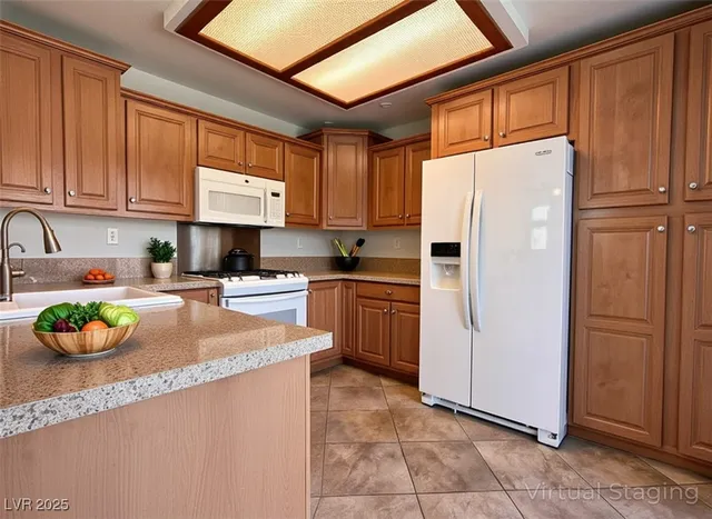 $2,100 | 2053 Smoketree Village Circle, Henderson, NV 89012