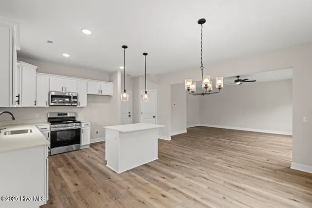 $389,000 | 574 Poppleton Drive, Hampstead, NC 28443