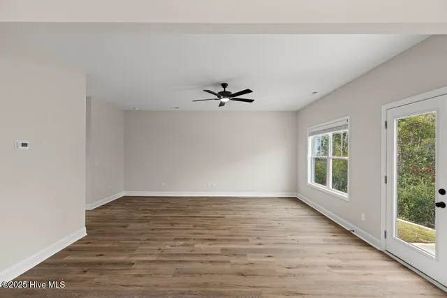 $389,000 | 574 Poppleton Drive, Hampstead, NC 28443