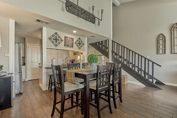 $391,500 | 5 April Point Drive South, Montgomery, TX 77356