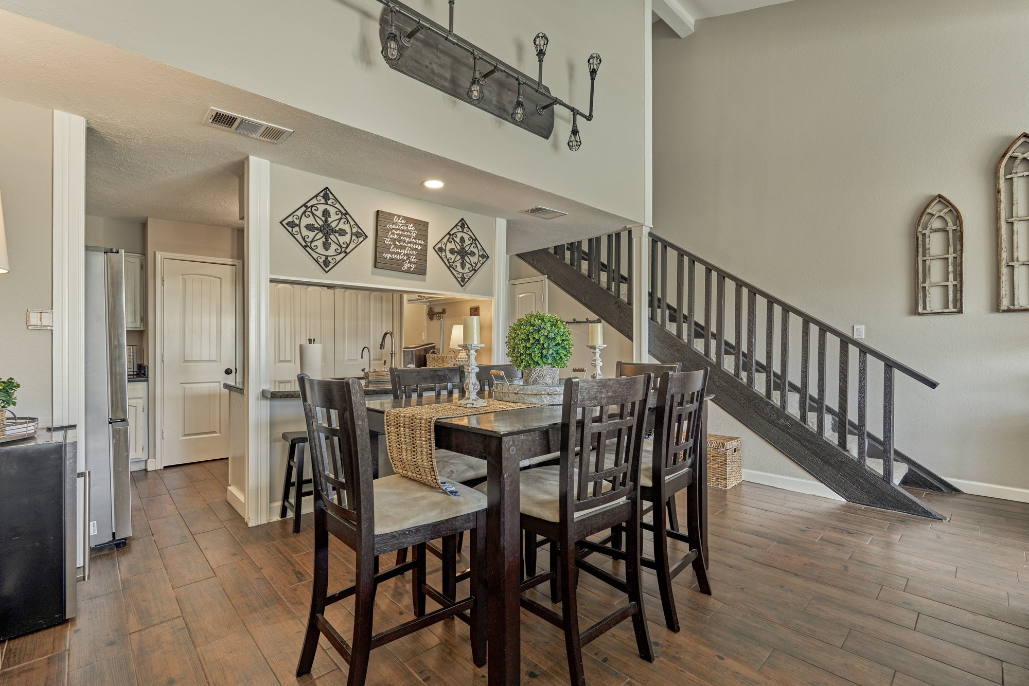 5 April Point Drive South Montgomery, TX 77356 - Photo 11 of 26 a view of a dining room with furniture