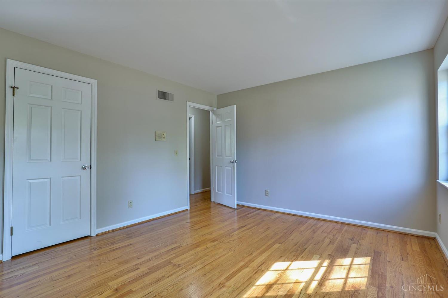 9883 Humphrey Road Cincinnati, OH 45242 - Photo 46 of 50 Gallery Image 46