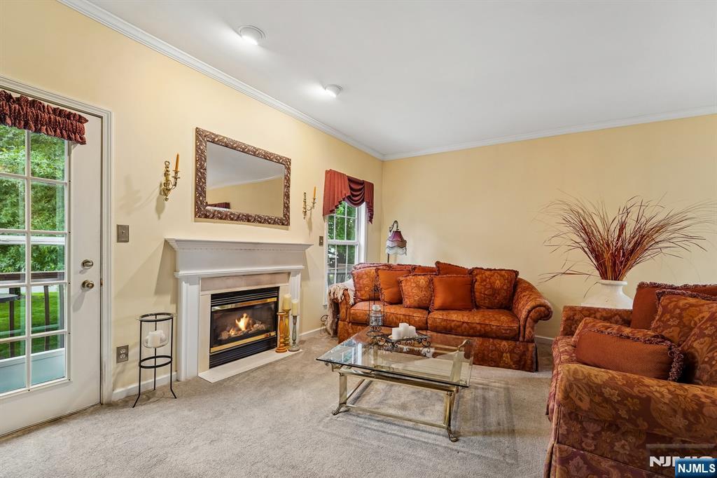 301 Cambridge Drive Butler, NJ 07405 - Photo 11 of 26