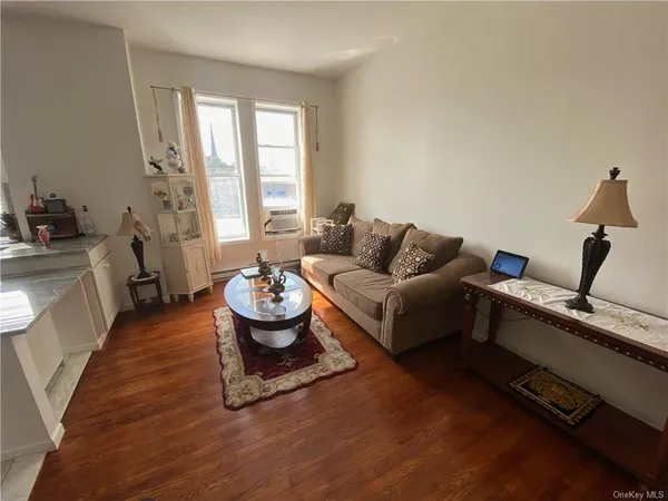 $1,600 | 117 North Street, Unit 3, Middletown, NY 10940