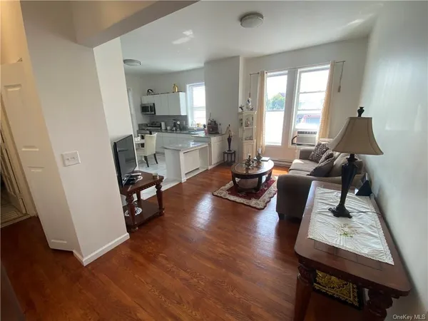 $1,600 | 117 North Street, Unit 3, Middletown, NY 10940