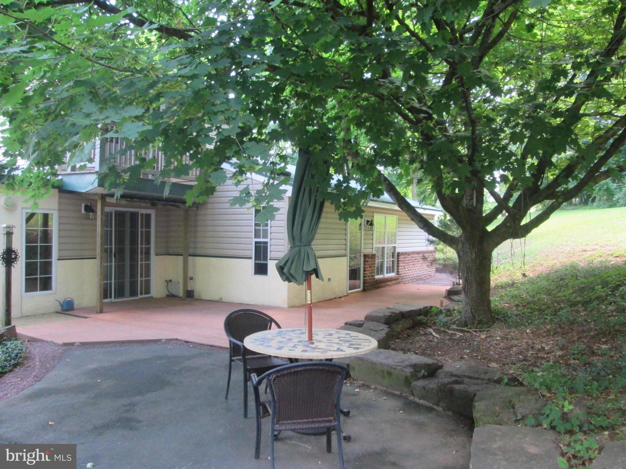 378 Sell Road Mohnton, PA 19540 - Photo 6 of 34