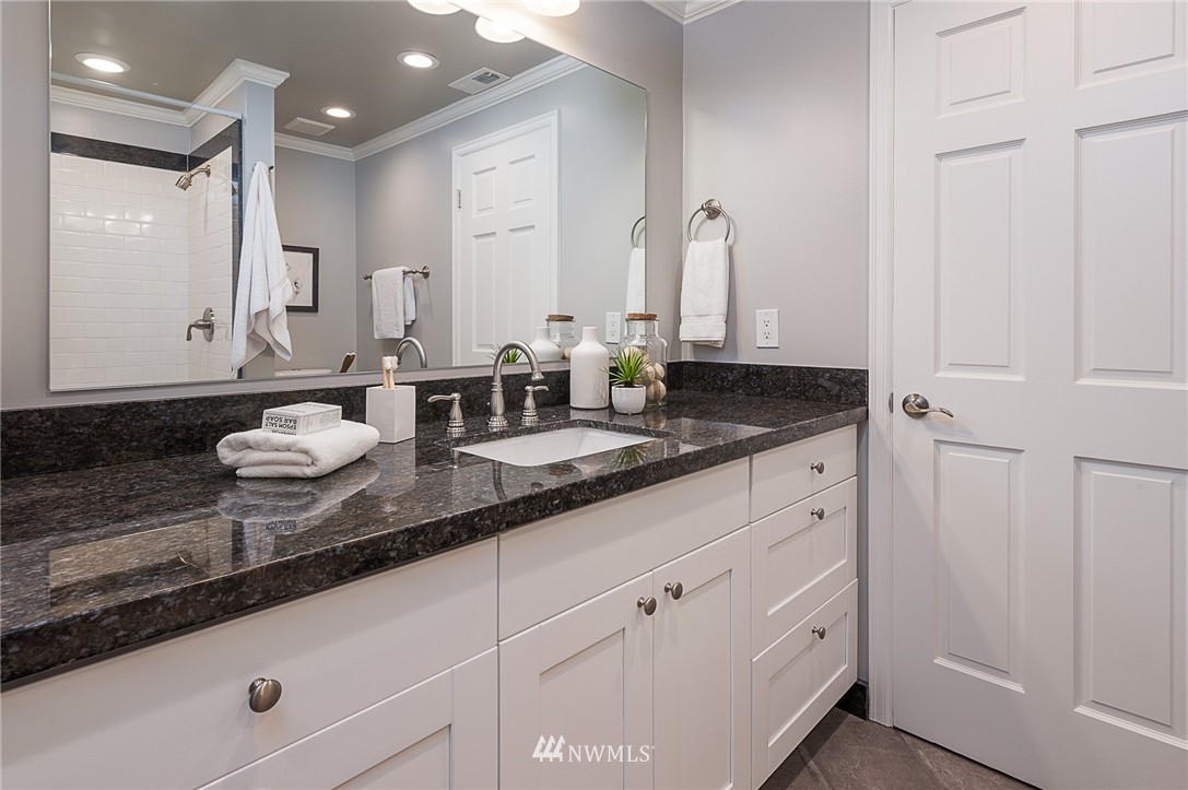 346 North 79th Street Seattle, WA 98103 - Photo 23 of 25 Gallery Image 23