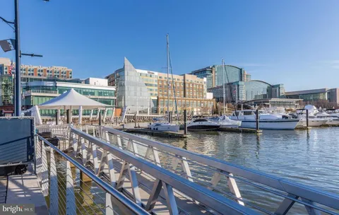 $520,000 | 100 St Ives Place, Unit 301, Oxon Hill, MD 20745