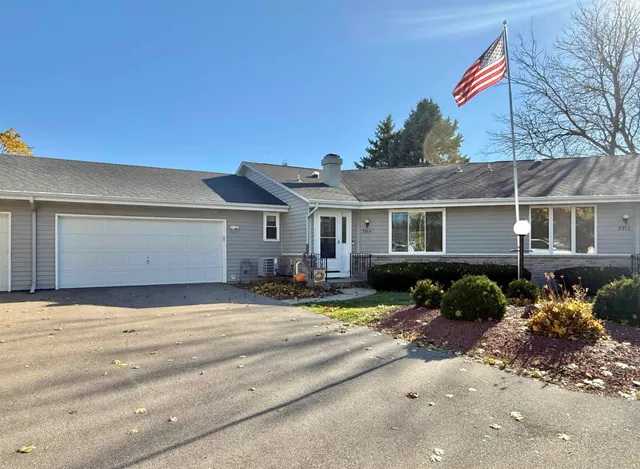 $295,000 | 3914 East Milwaukee Street, Janesville, WI 53546