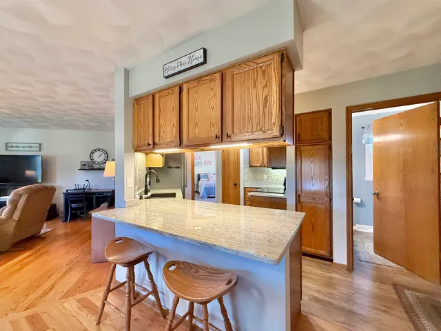 $295,000 | 3914 East Milwaukee Street, Janesville, WI 53546