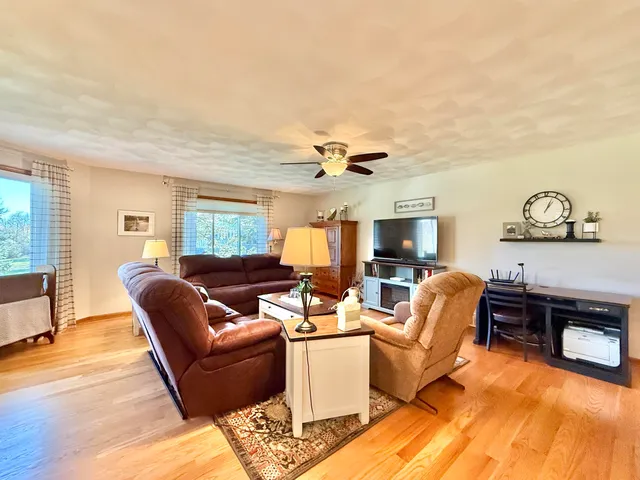 $295,000 | 3914 East Milwaukee Street, Janesville, WI 53546