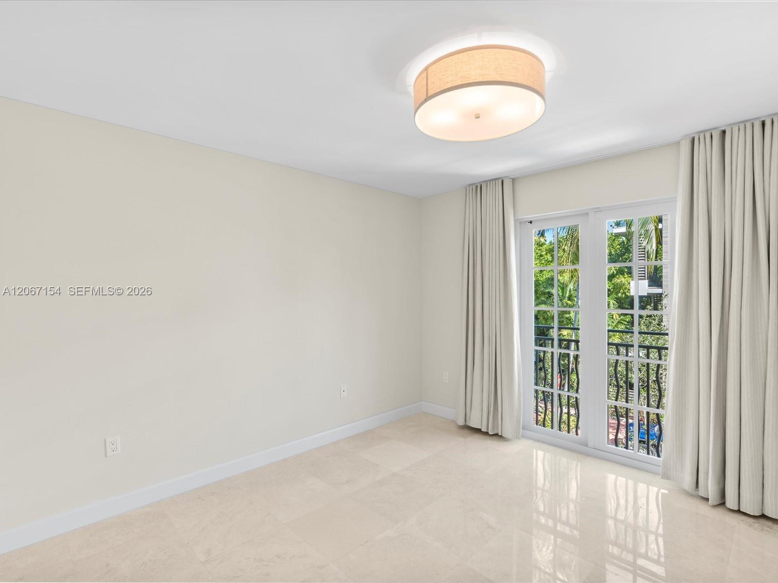 730 3rd Street, Unit 101 Miami Beach, FL 33139 - Photo 15 of 27 Gallery Image 15
