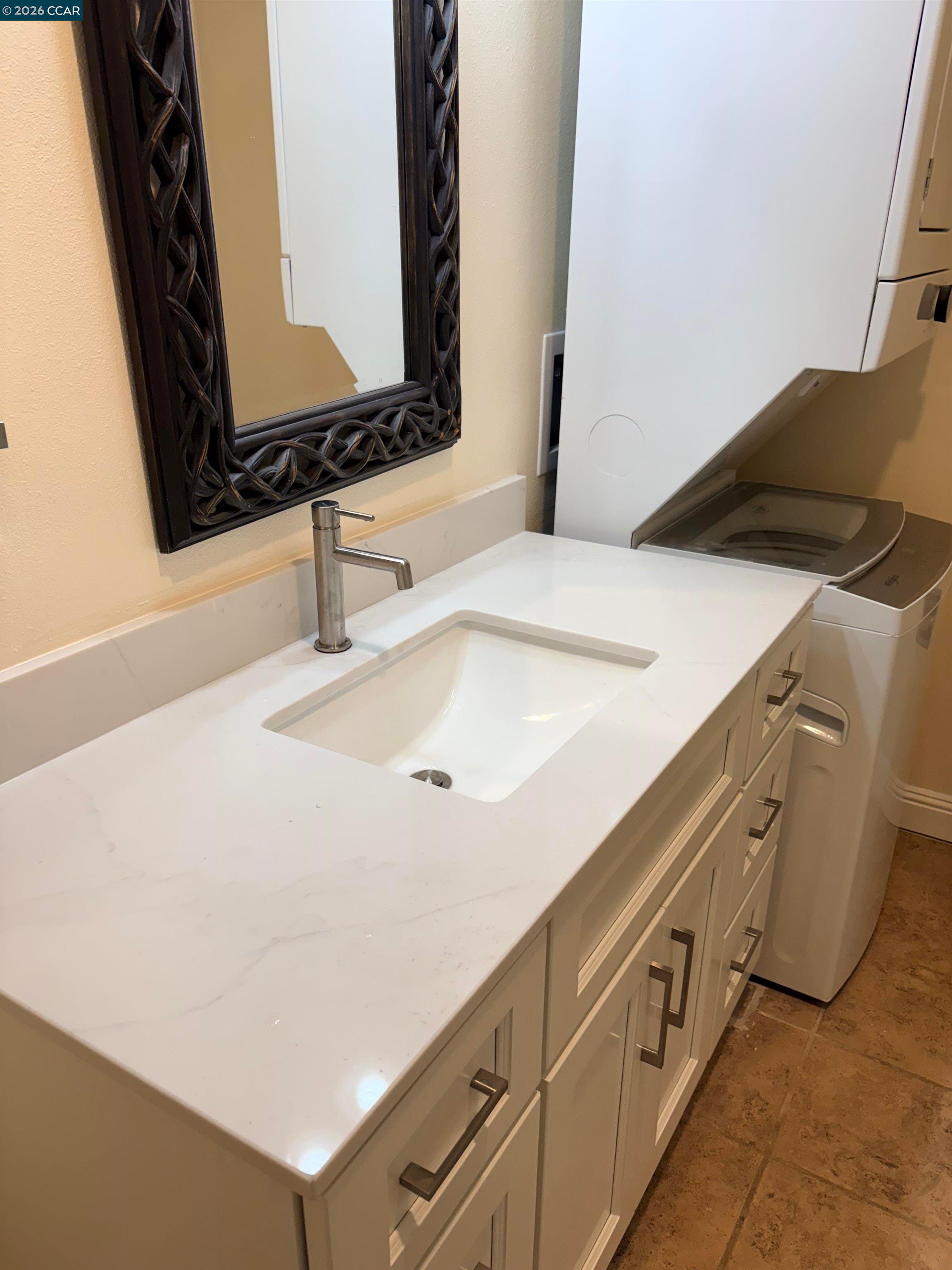 5451 Roundtree Place, Unit F Concord, CA 94521 - Photo 11 of 22