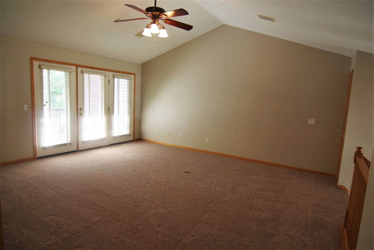 6945 Doubletree Road Northeast Cedar Rapids, IA 52402 - Photo 7 of 25 Gallery Image 7